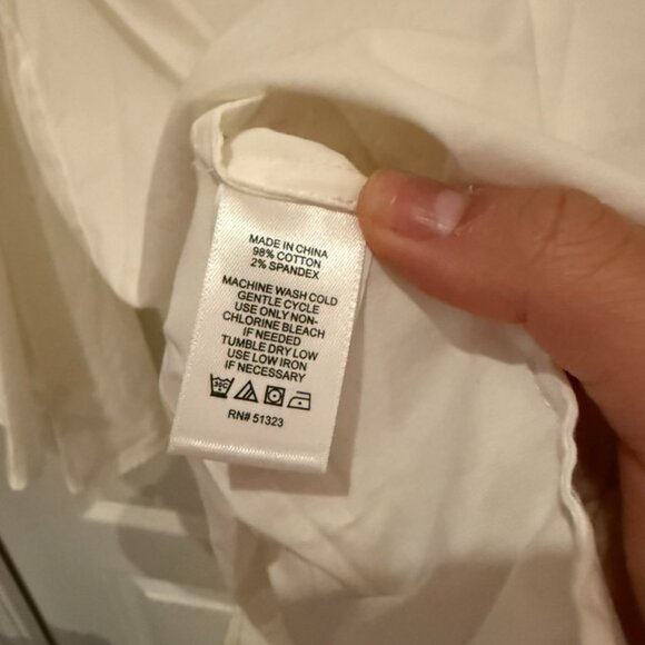 EUC 1 state womens blouse - Picture 7 of 7